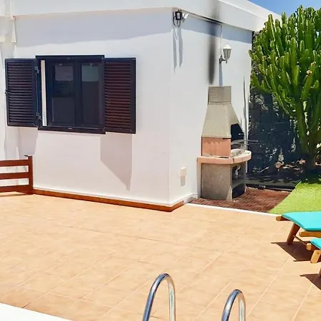 Arianne Βίλα Πλάγια Μπλάνκα